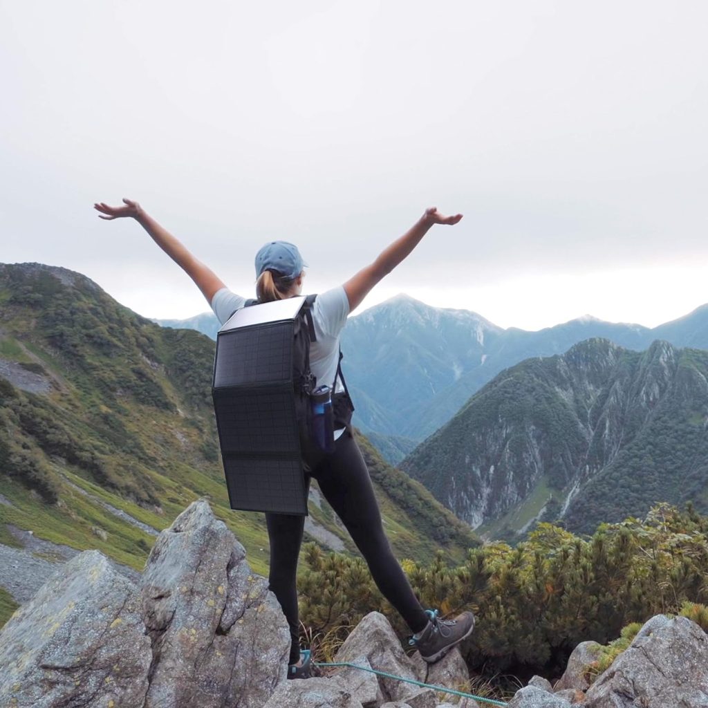 296Wh 600W Portable Power Station with 40W Solar Panel, Solar Generator Outdoor Backup Battery Supply with AC Outlet for Tent Camping, Home Emergency, Traveling, RV Trip 296Wh 600W Portable Power Station with 40W Solar Panel, Solar Generator Outdoor Backup Battery Supply with AC Outlet for Tent Camping, Home Emergency, Traveling, RV Trip